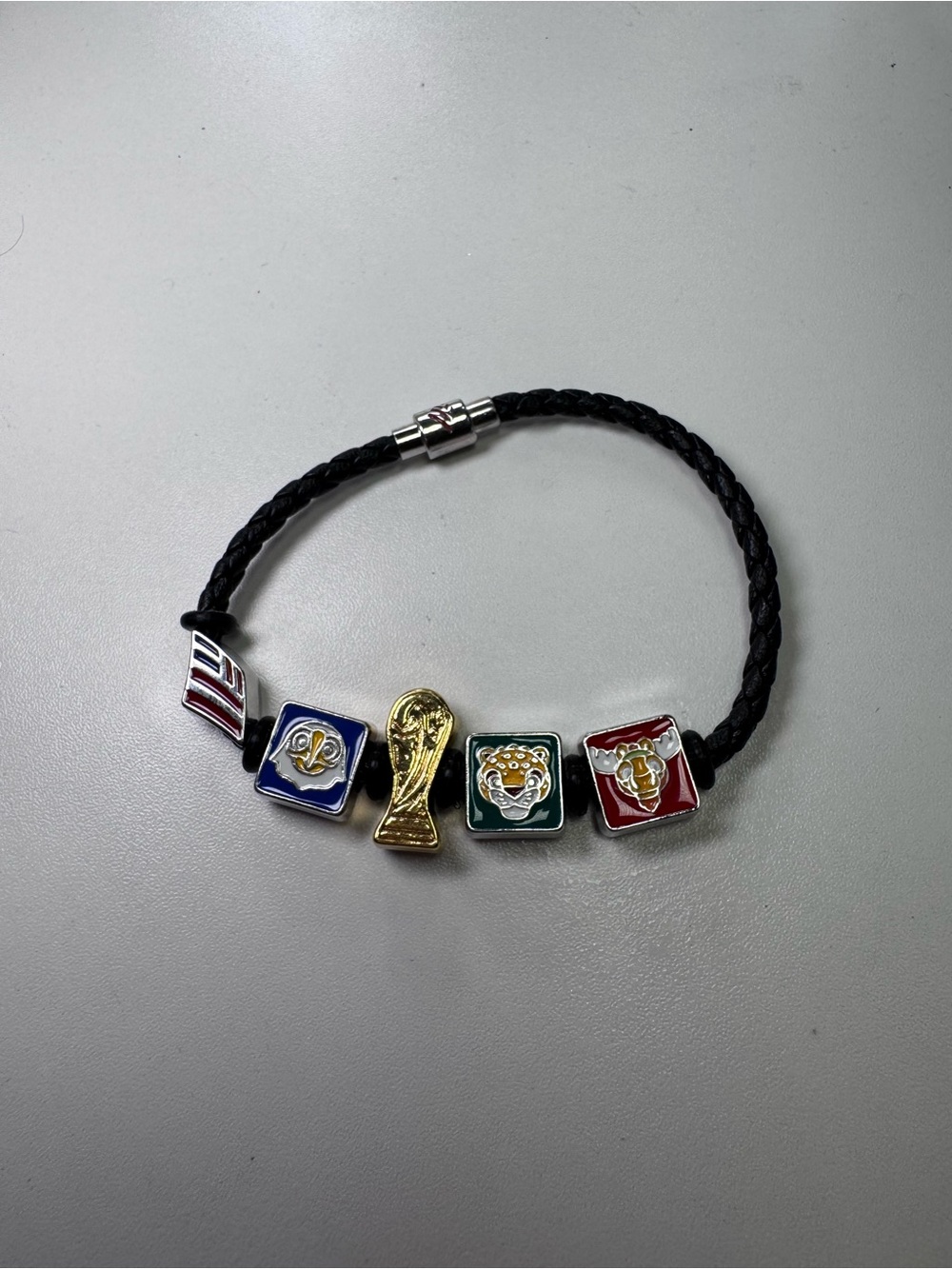 ☀️NEW FIFA World Cup Bank of America Braided Bracelet - Picture 5 of 6